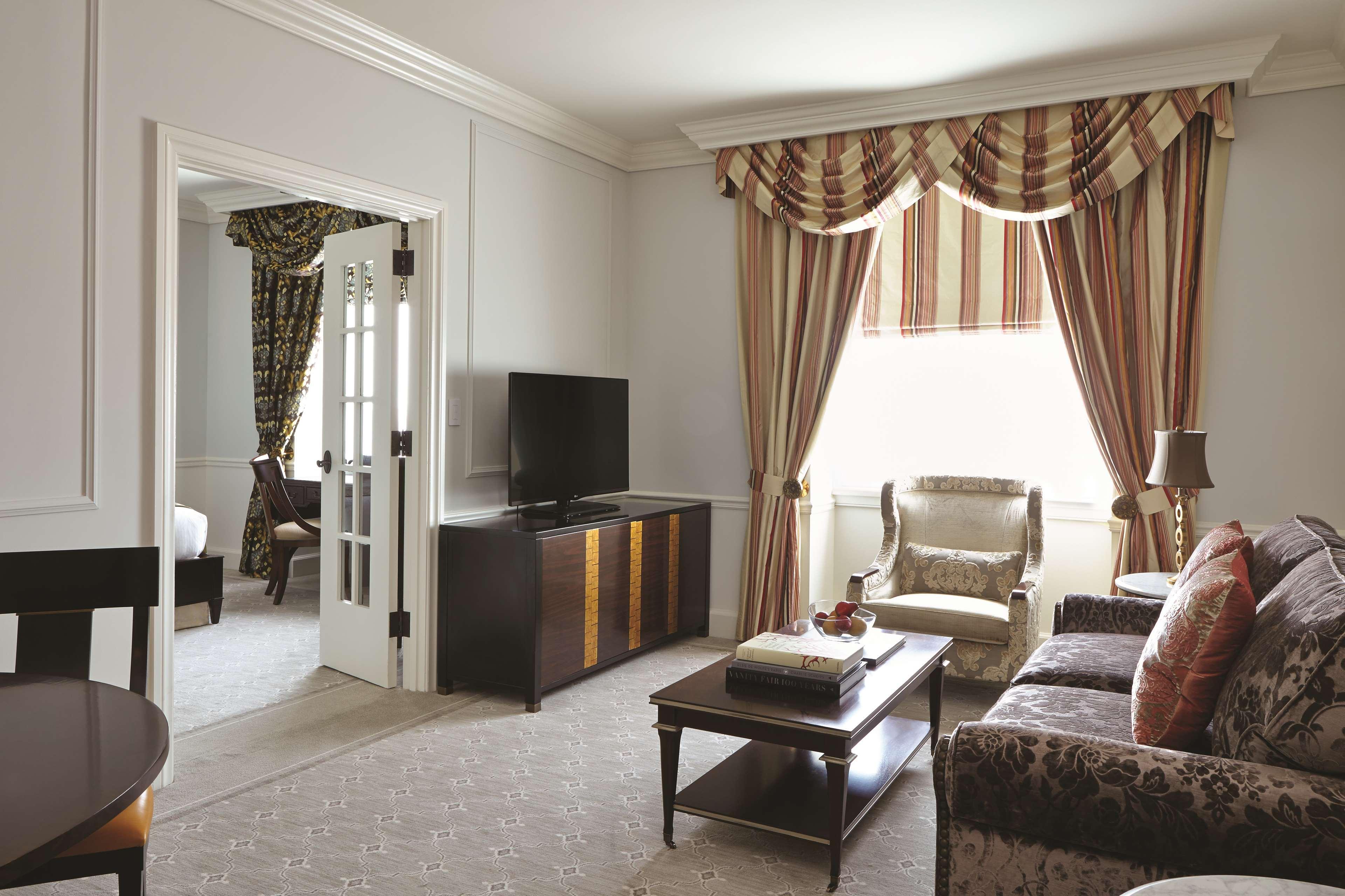 The Charleston Place Extérieur photo